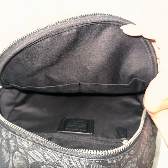 Coach Court Backpack In Signature Canvas Black - Picture 8 of 14